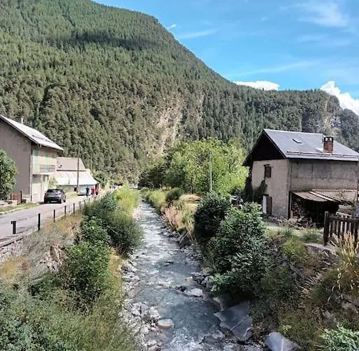 Maison De Montagne 2 A 8 Couchages Proche Barcelonette *